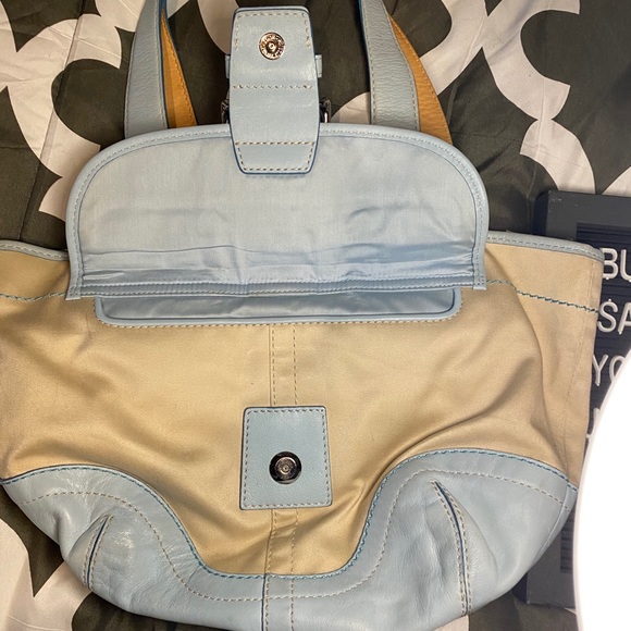 Coach purse - Picture 6 of 6